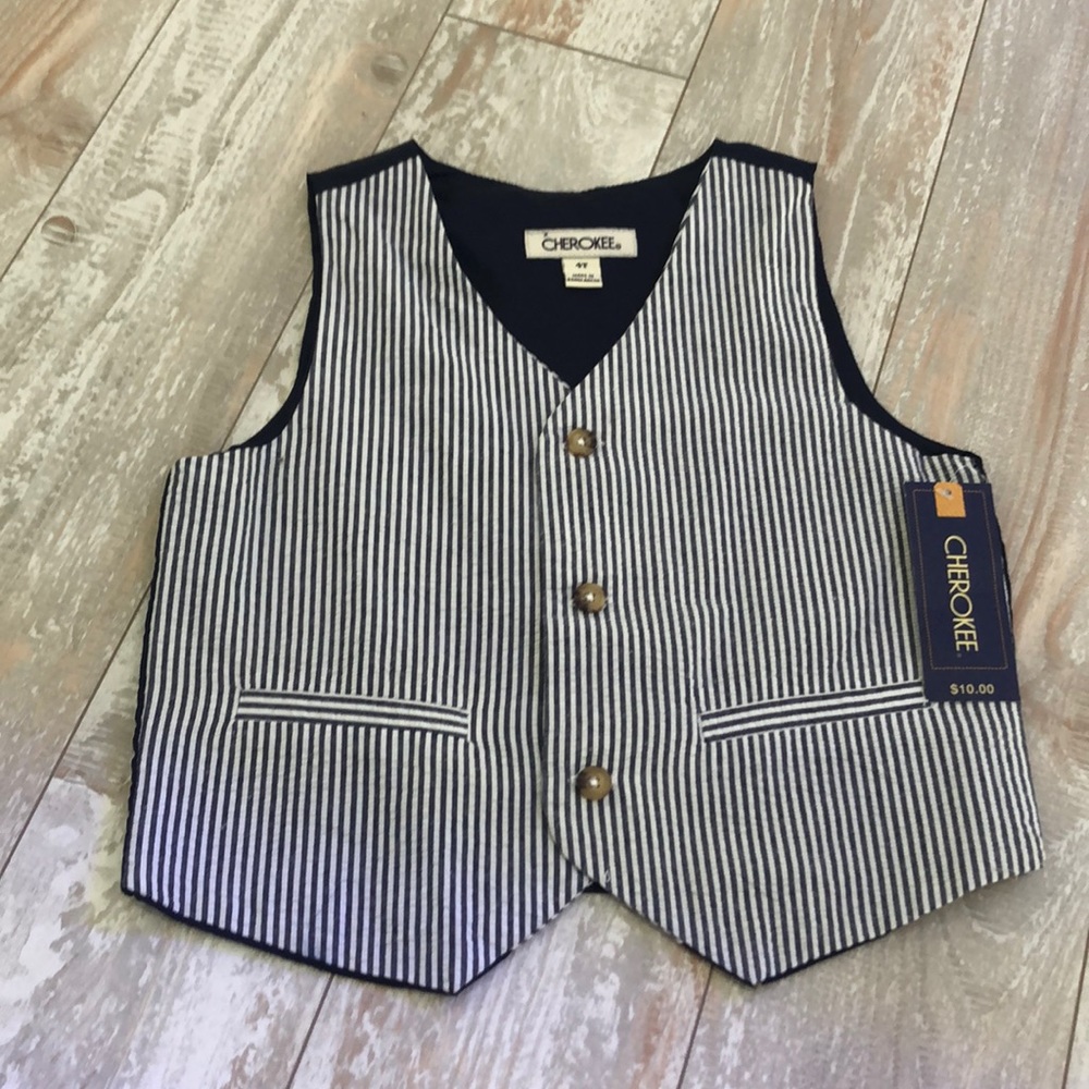 NWT Striped vest size 4T